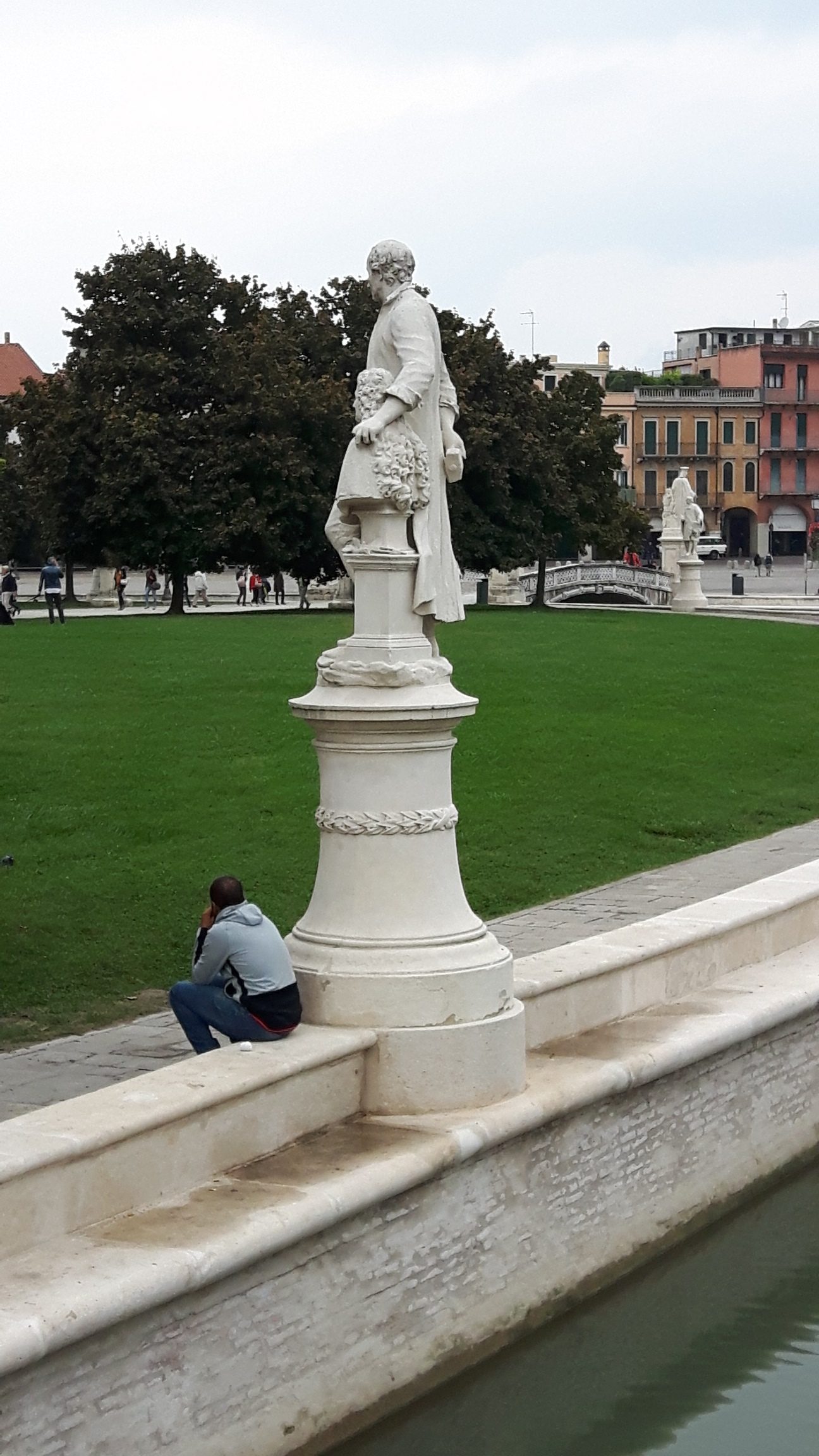 Pietro%20Danieletti%27s%20monument%20%282016%29%2C%20Padua%20%285%29.jpg